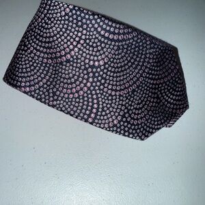 Robert Graham Mens Silk Necktie Navy Blue Pink Geometric Circle Pattern USA Made